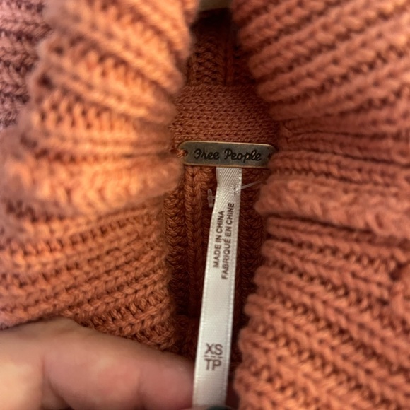 NWT FREE PEOPLE | Layer Cake Ribbed Turtleneck Sweater in Rose Icing Size XS - Picture 13 of 15